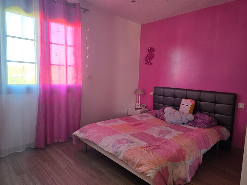 Maison - 185 m² - 7 pièces