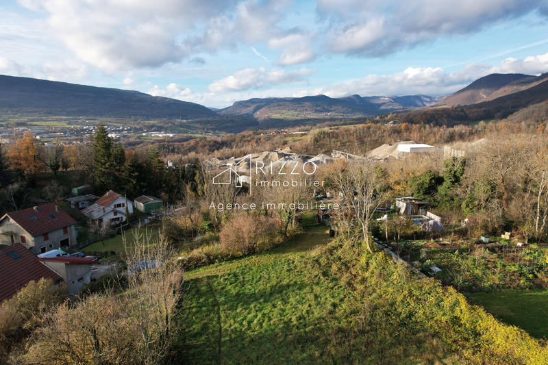 Terrain - 1 053 m²
