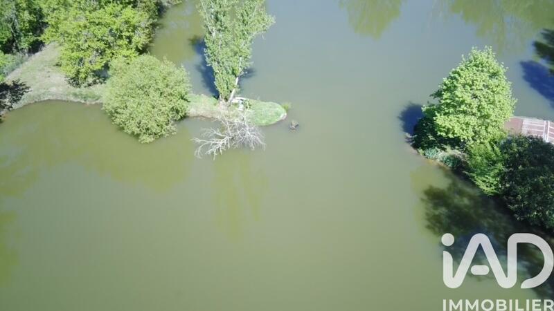 Terrain - 30 533 m²