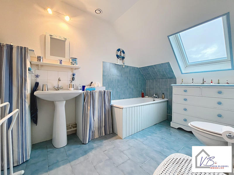 Maison - 105 m² - 5 pièces