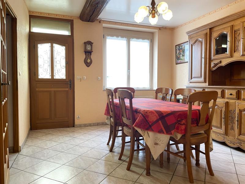 Maison - 98 m² - 5 pièces