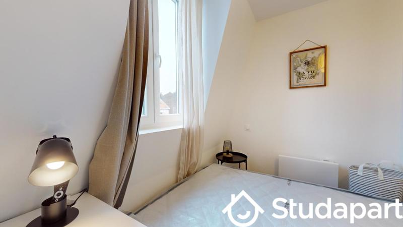 Chambre - 9 m² - 1 pièce