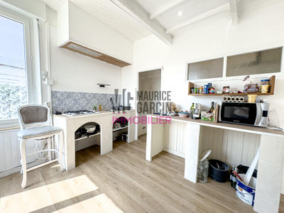 Appartement - 99 m² - 3 pièces