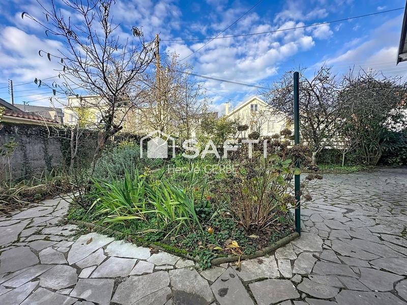 Maison - 90 m² - 3 pièces