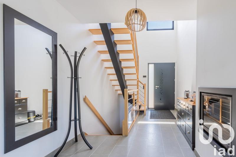 Maison - 195 m² - 6 pièces