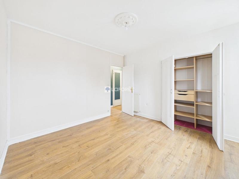 Appartement - 87 m² - 5 pièces