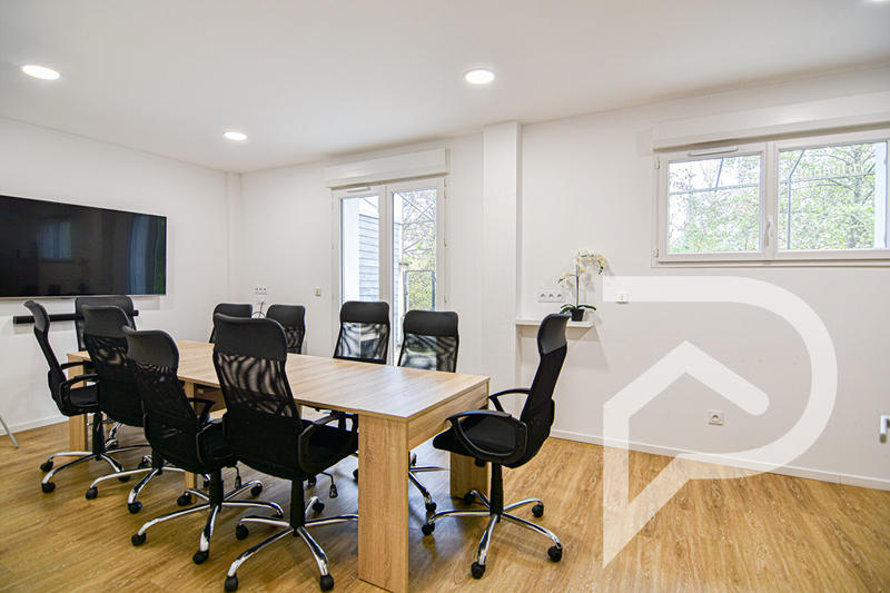 Bureau - 17 m² - 1 pièce