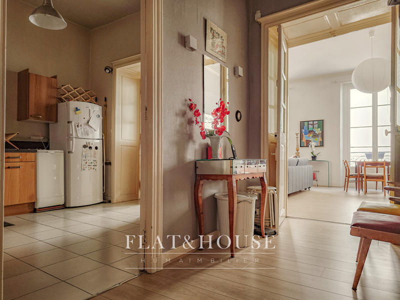 Appartement - 61 m² - 2 pièces