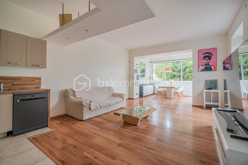 Duplex - 120 m² - 5 pièces