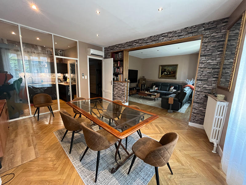 Appartement - 98 m² - 4 pièces