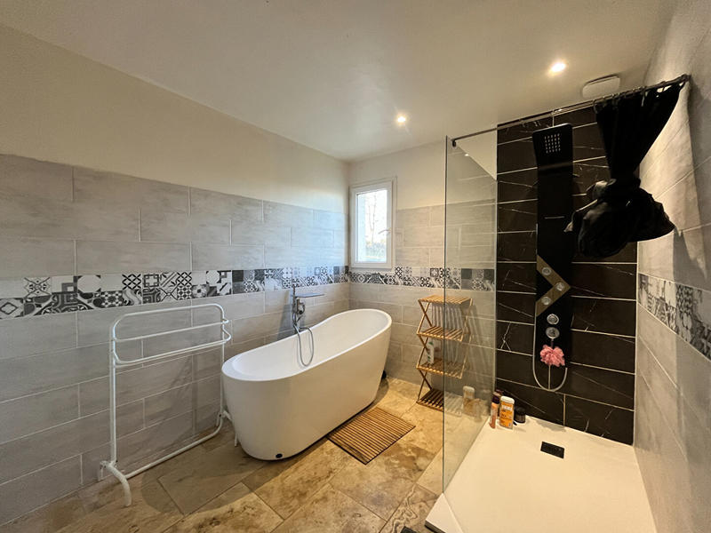 Maison - 147 m² - 5 pièces