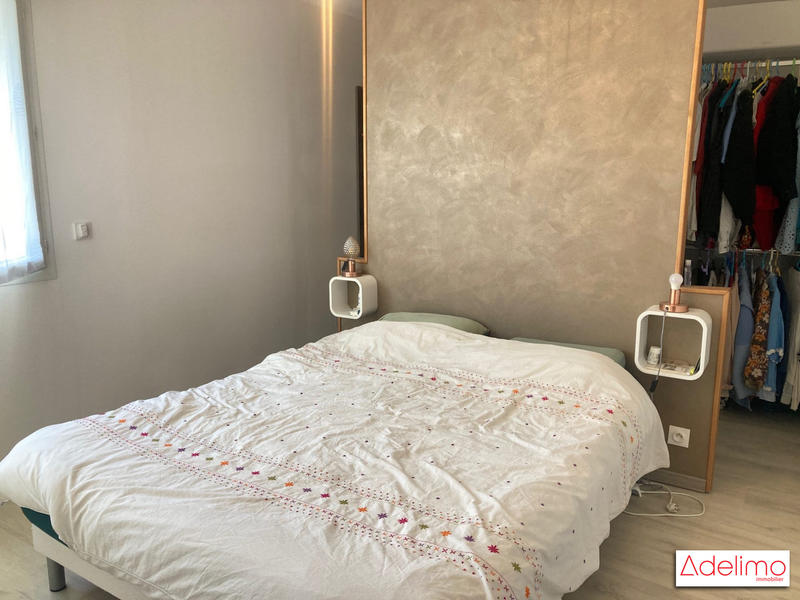 Mas - 418 m² - 18 pièces