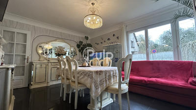 Pavillon - 130 m² - 6 pièces