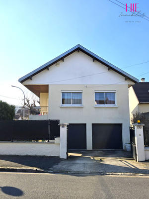 Maison traditionnelle - 125 m² - 6 pièces