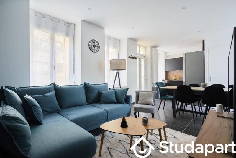 Chambre - 12 m² - 1 pièce