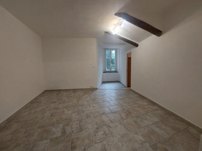 Fonds de commerce - Local commercial - 282 m²