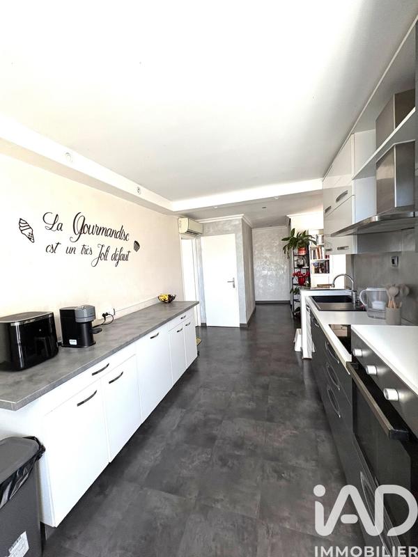 Appartement - 94 m² - 4 pièces