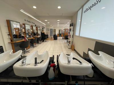 Beauté / Bien-être - 110 m²