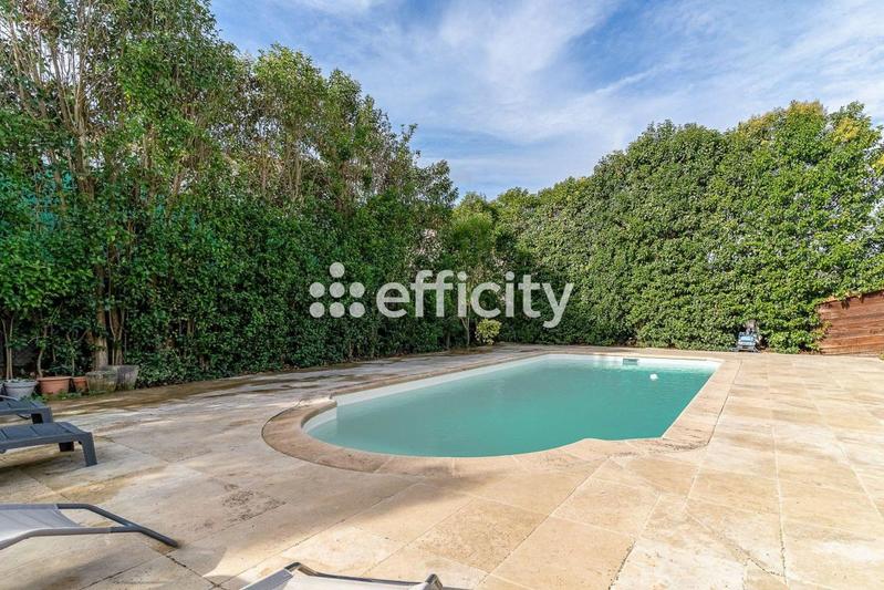 Maison - 166 m² - 5 pièces