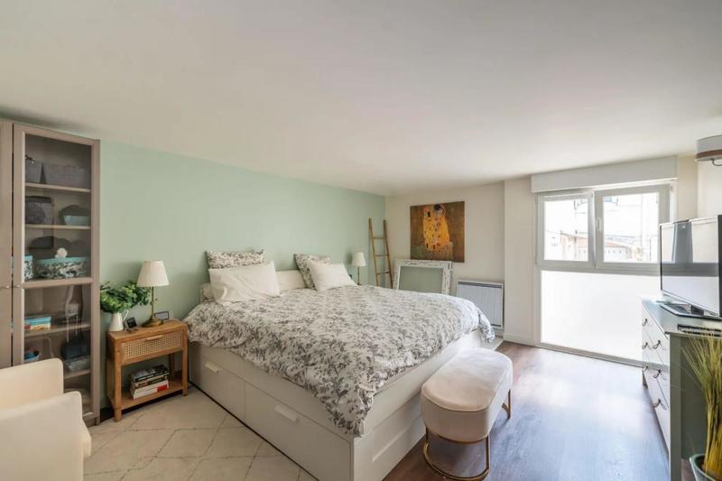 Duplex - 183 m² - 5 pièces