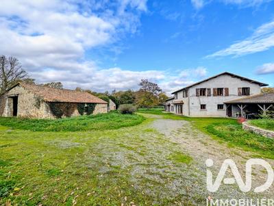 Maison de campagne - 258 m² - 7 pièces