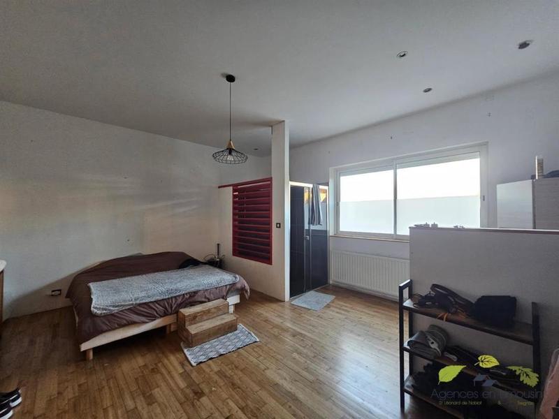 Maison - 180 m² - 7 pièces