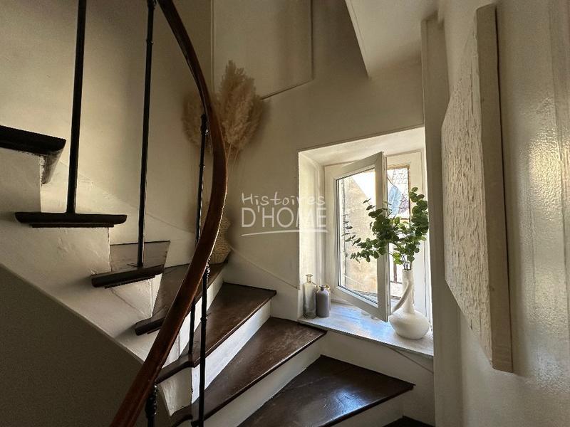 Immeuble - 140 m² - 6 pièces