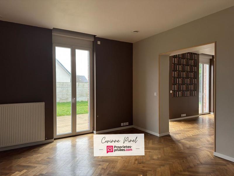 Maison - 222 m² - 8 pièces