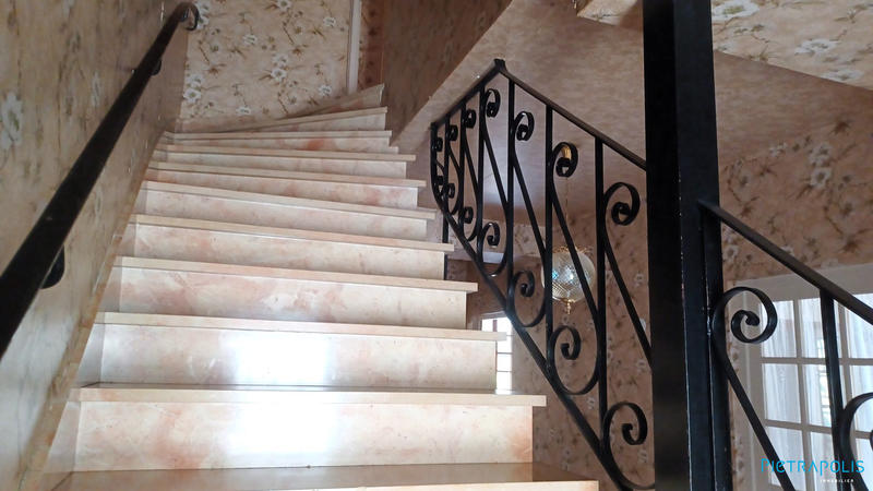 Maison - 170 m² - 7 pièces