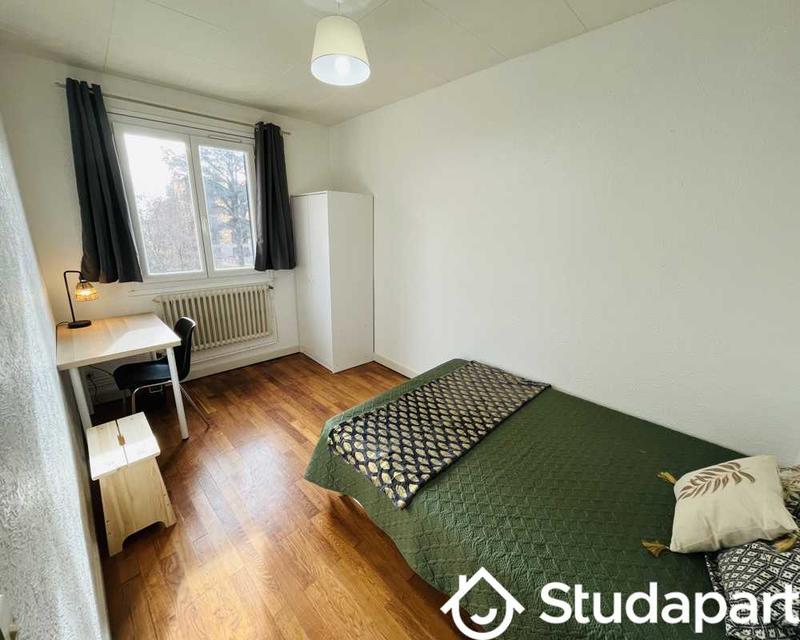 Chambre - 40 m² - 1 pièce