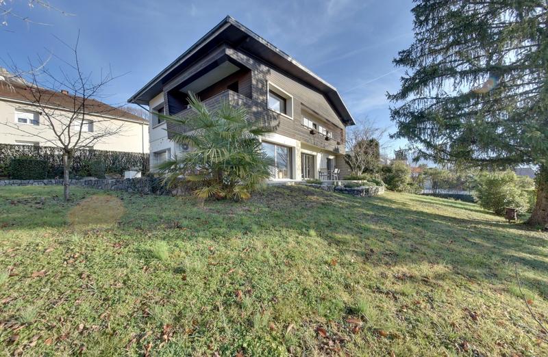 Maison ancienne - 174 m² - 7 pièces