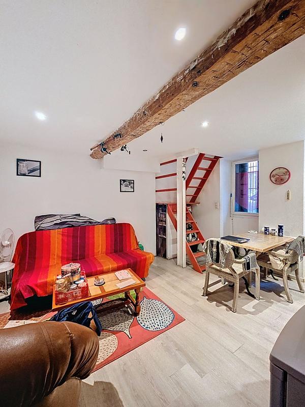 Immeuble - 67 m² - 4 pièces