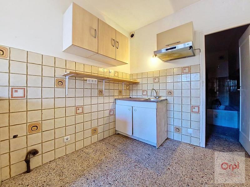 Studio - 32 m² - 1 pièce