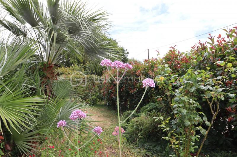 Maison - 100 m² - 6 pièces