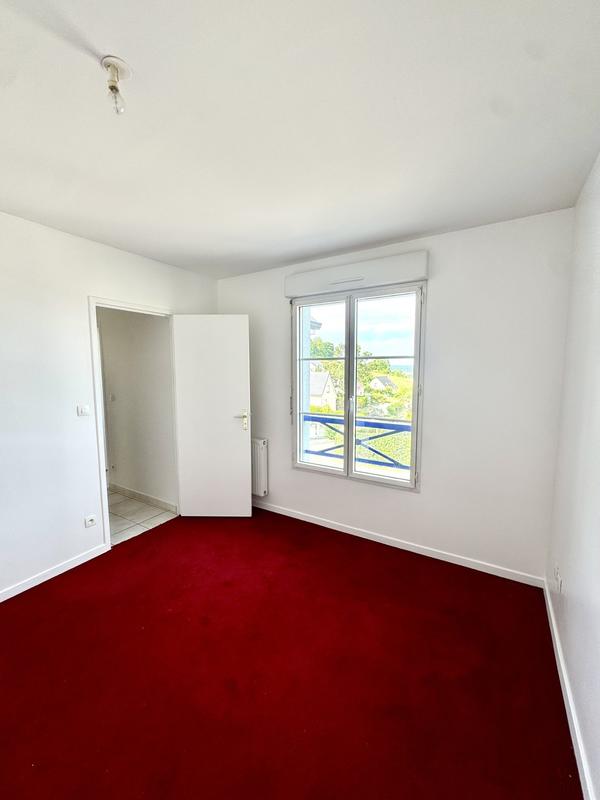 Maison traditionnelle - 108 m² - 6 pièces