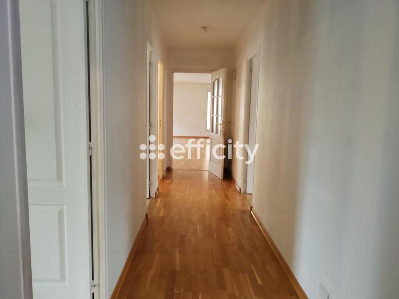 Appartement - 155 m² - 6 pièces