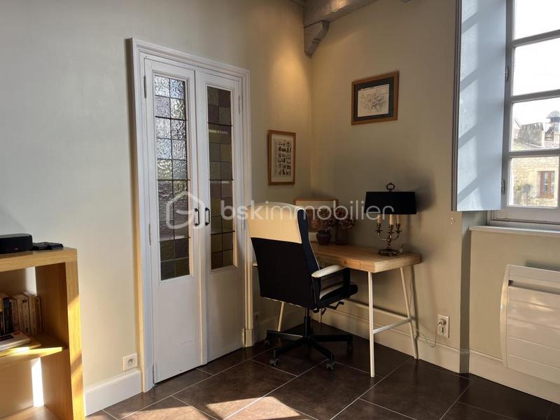 Appartement - 82 m² - 2 pièces