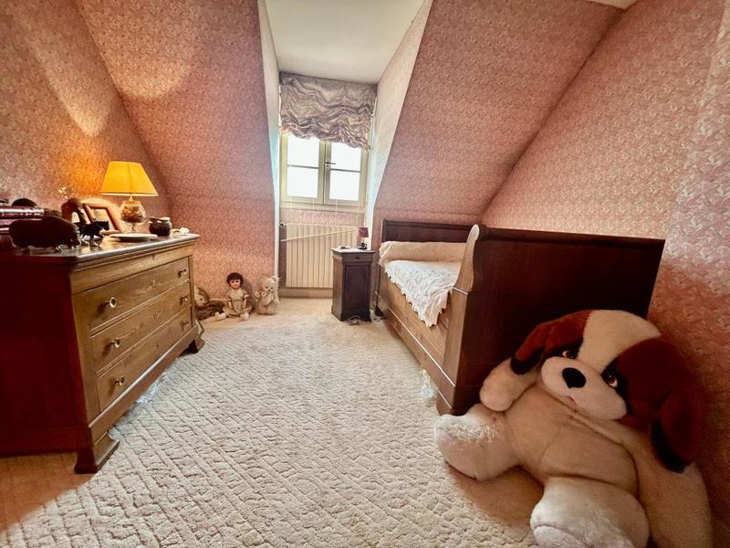 Maison - 292 m² - 5 pièces