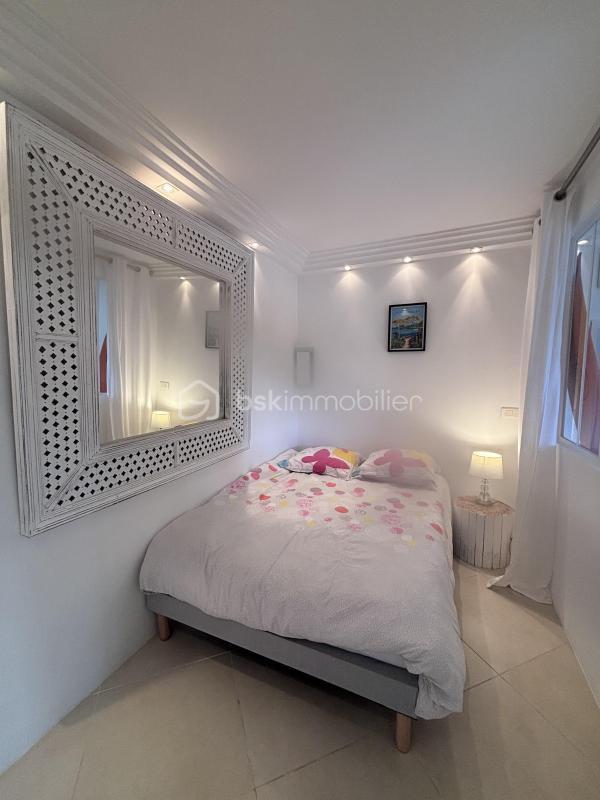 Appartement - 120 m² - 5 pièces