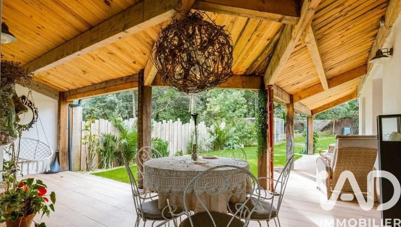 Maison - 160 m² - 5 pièces