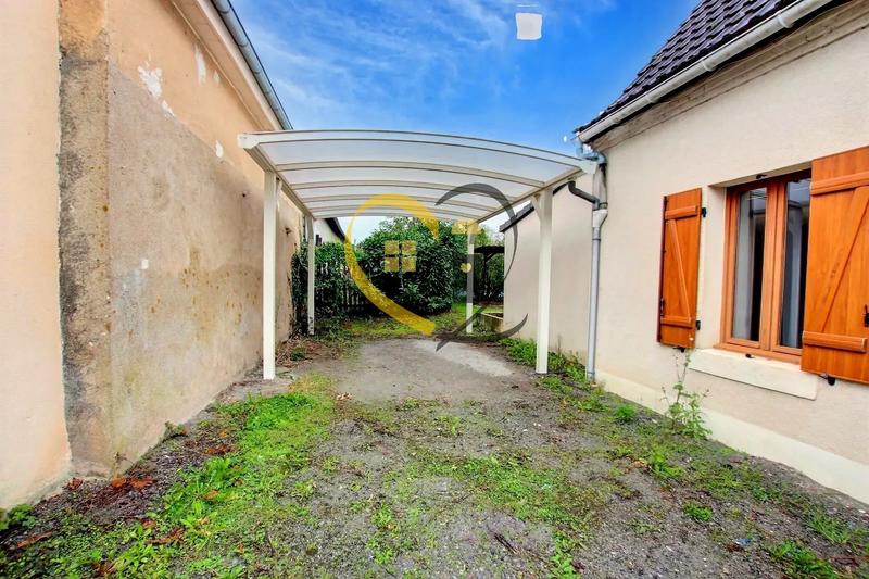 Maison de village - 90 m² - 4 pièces