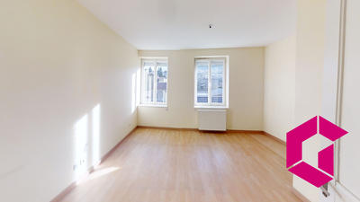 Maison - 200 m² - 7 pièces