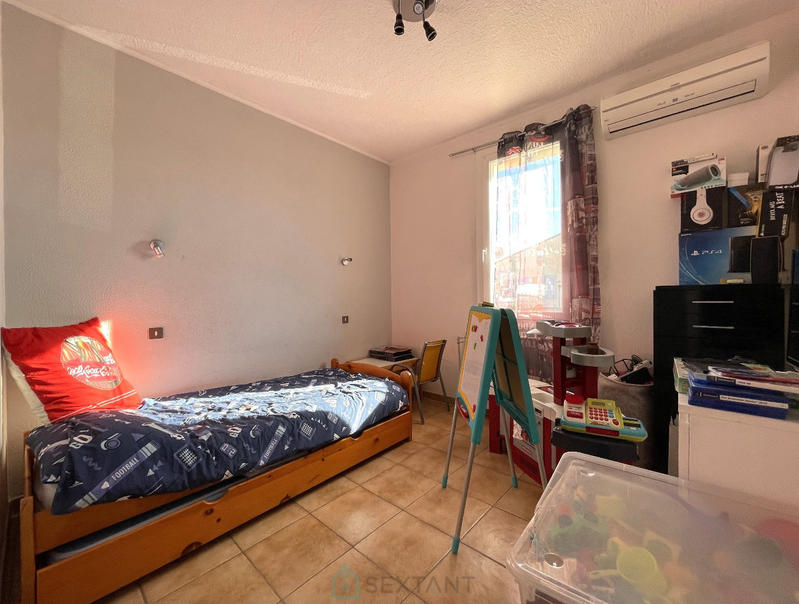 Maison - 98 m² - 5 pièces