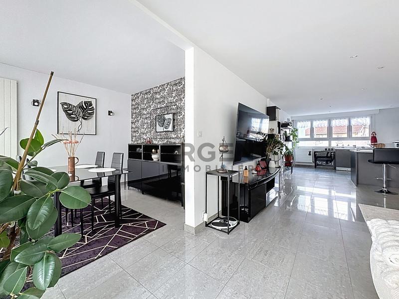 Appartement - 79 m² - 4 pièces