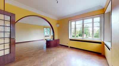 Propriété - 180 m² - 7 pièces