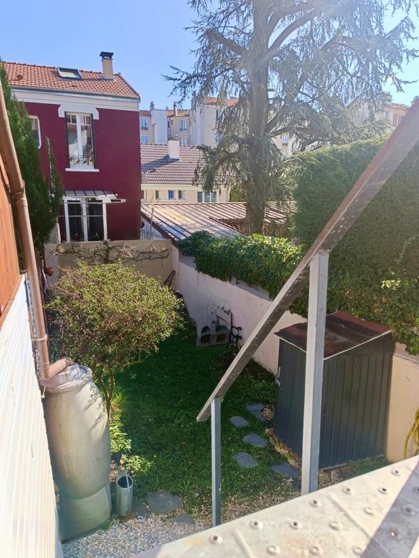 Maison - 89 m² - 5 pièces