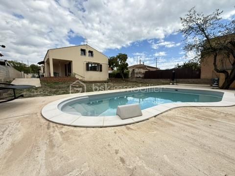 Villa - 270 m² - 6 pièces