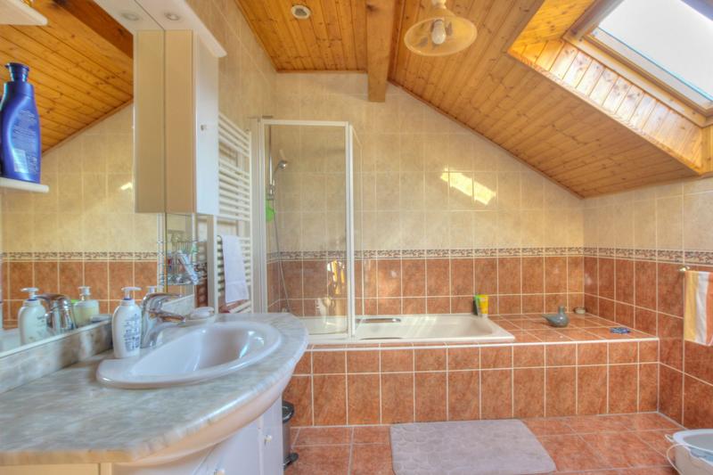 Maison - 153 m² - 6 pièces