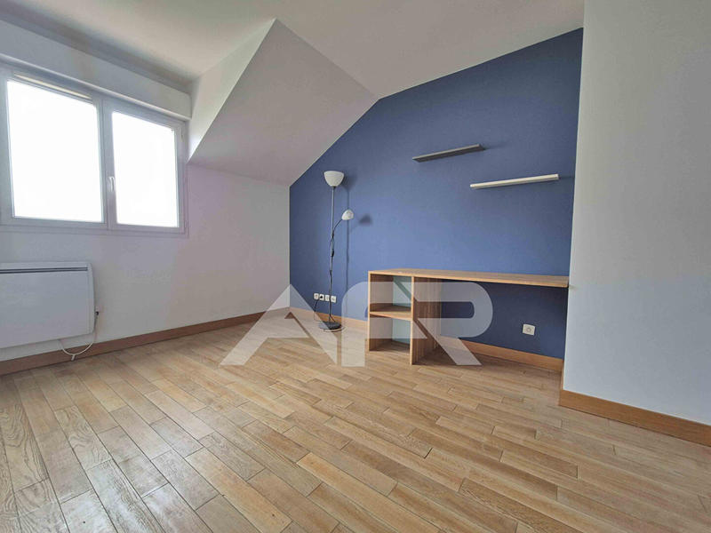Maison - 164 m² - 7 pièces