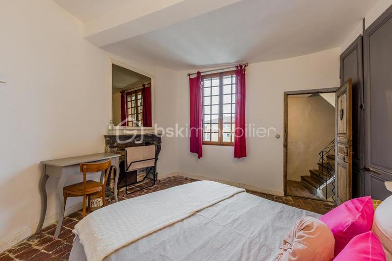 Maison chambre d'hôtes - 300 m² - 13 pièces